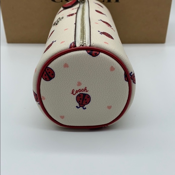 Makeup Brush Holder With Ladybug Print - Picture 6 of 16